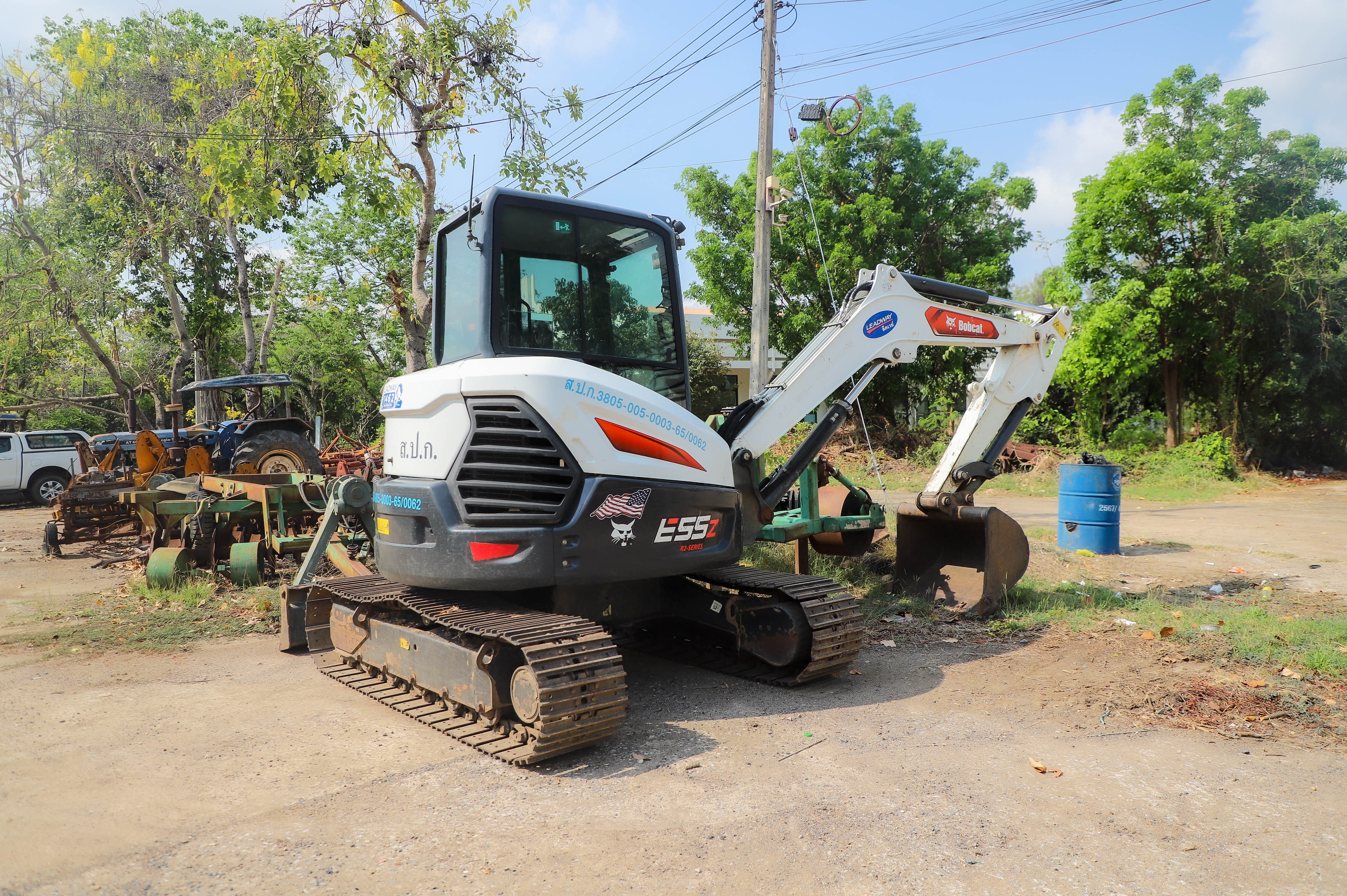 title - รองเลขาฯ ส.ป.ก. ลงพื้นที่มอบนโยบายการดำเนินงานแก่ สพป. พร้อมทั้งตรวจเยี่ยม ส.ป.ก.ปทุมธานี